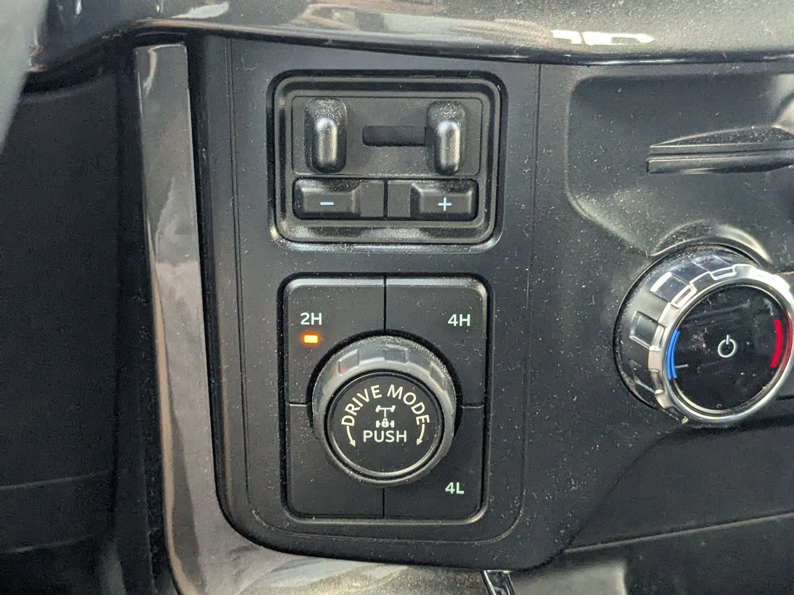 2022 Ford F-150 XLT photo 25