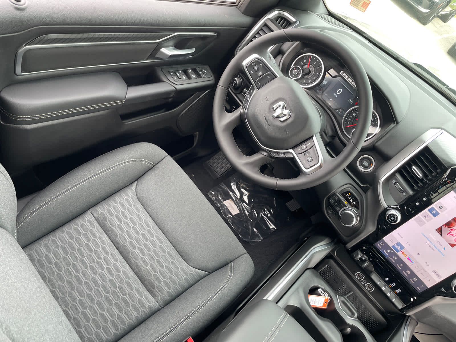 2025 Ram 1500 Big Horn photo 15
