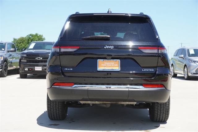 2022 Jeep Grand Cherokee Limited photo 4