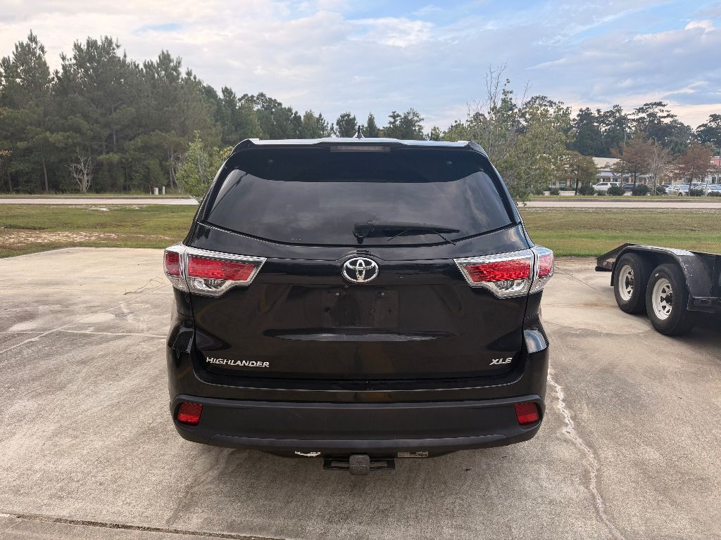 2014 Toyota Highlander XLE photo 3