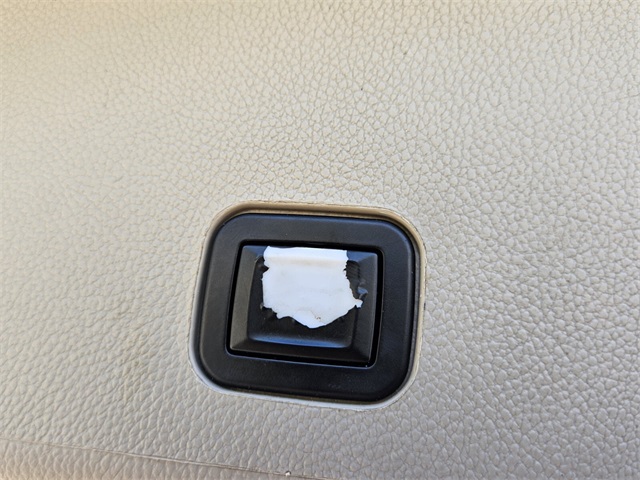 2012 Cadillac SRX Performance photo 14