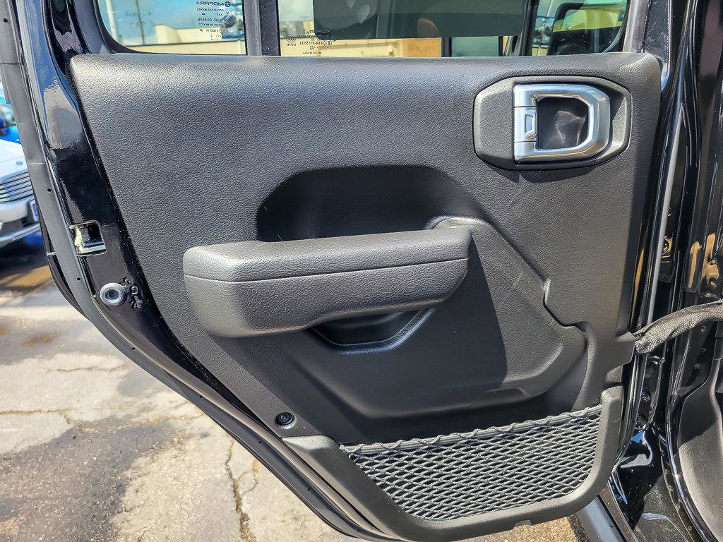 2022 JEEP WRANGLER - Image 20