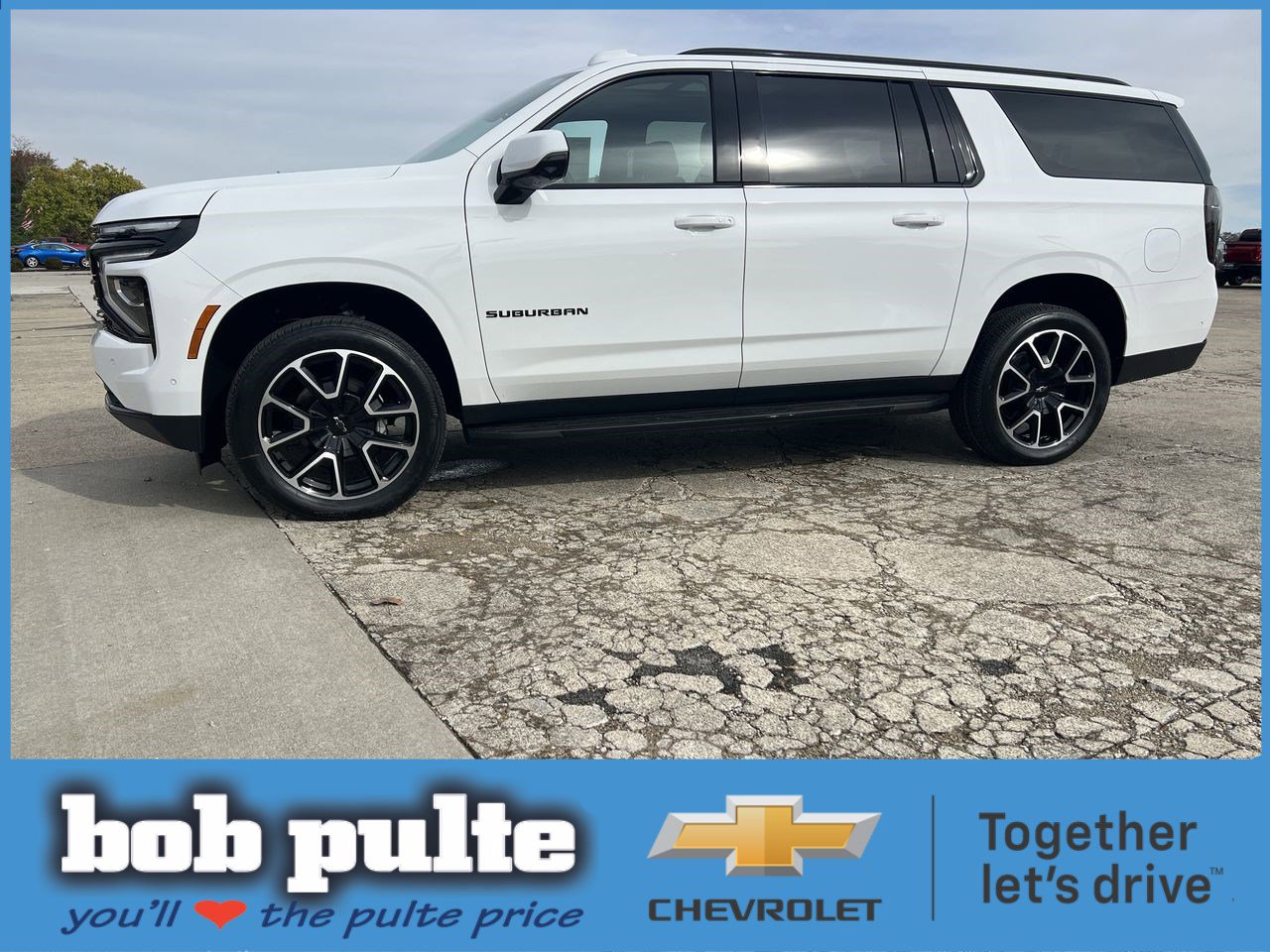 2026 Chevrolet Suburban RST's photo