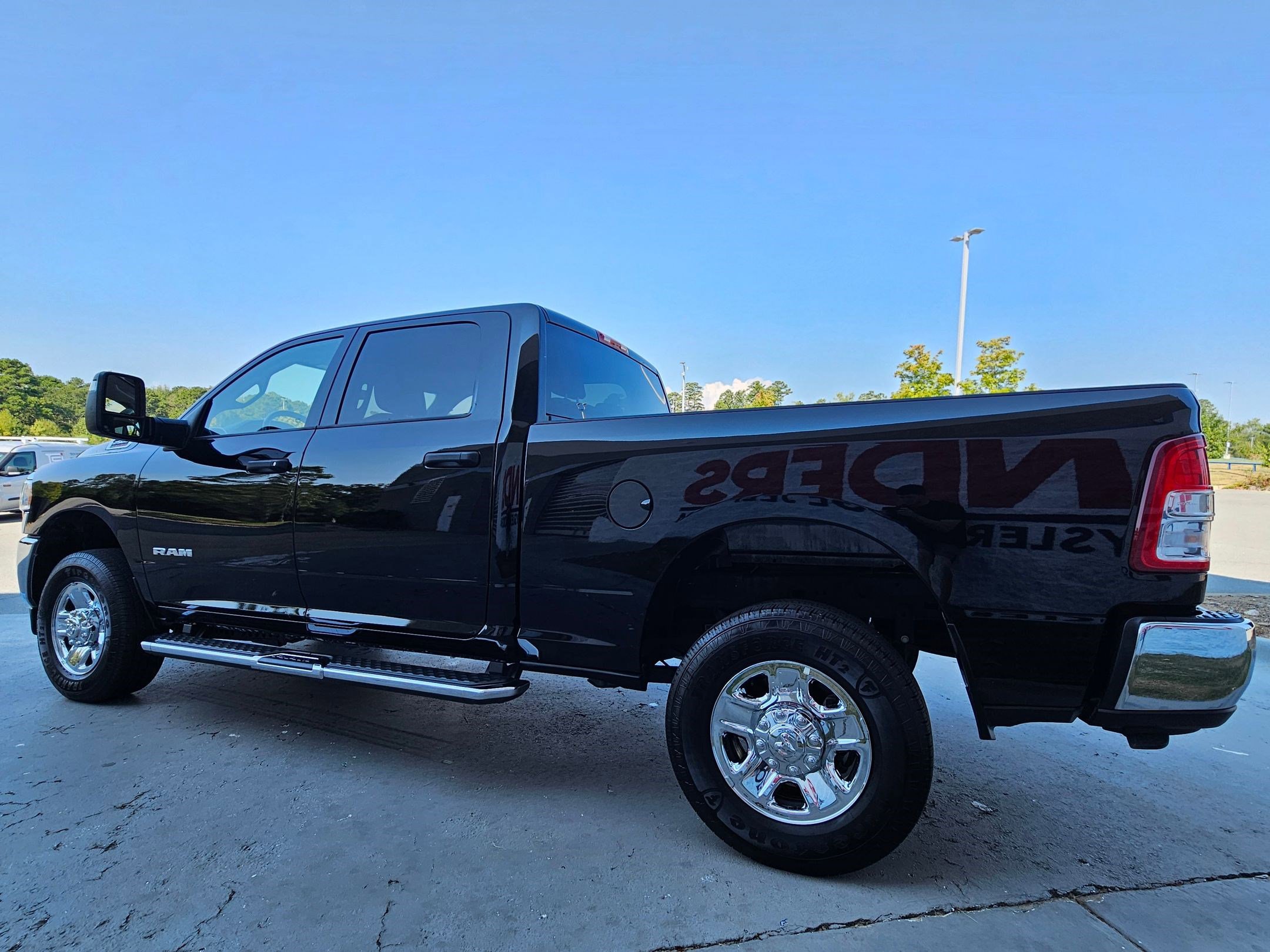 2024 Ram 2500 Big Horn photo 5