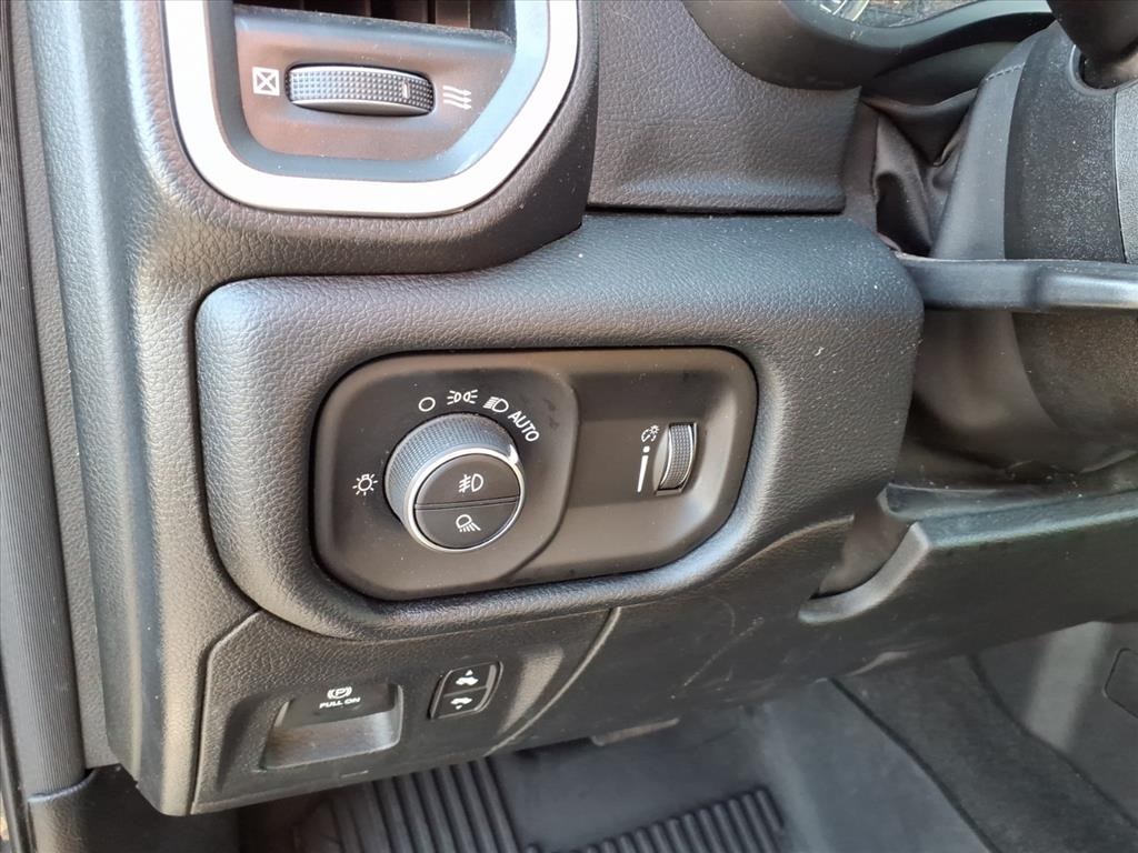 2022 Ram 1500 Big Horn Lone Star photo 6