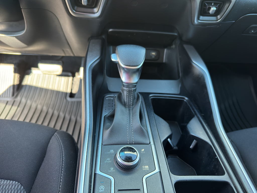 2021 Kia Sorento LX photo 16