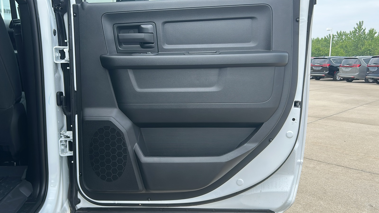 2025 Ram 2500 Tradesman photo 19