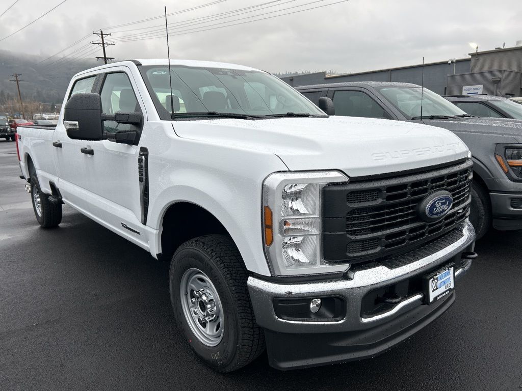 2026 Ford F-250 Super Duty XL's photo