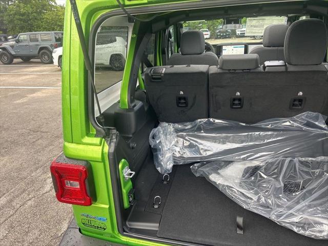 2025 Jeep Wrangler Sport S 4xe photo 28