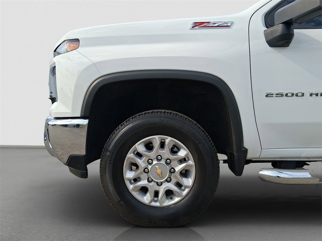 2024 Chevrolet Silverado 2500HD Sport photo 11
