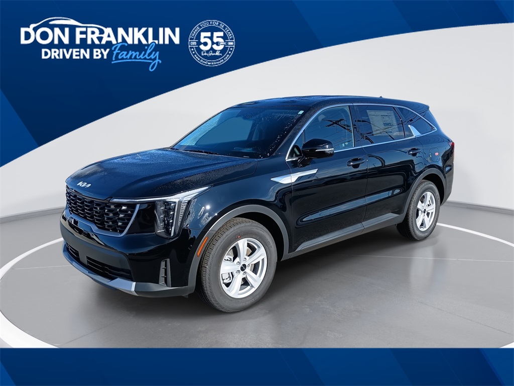 2026 Kia Sorento LX's photo