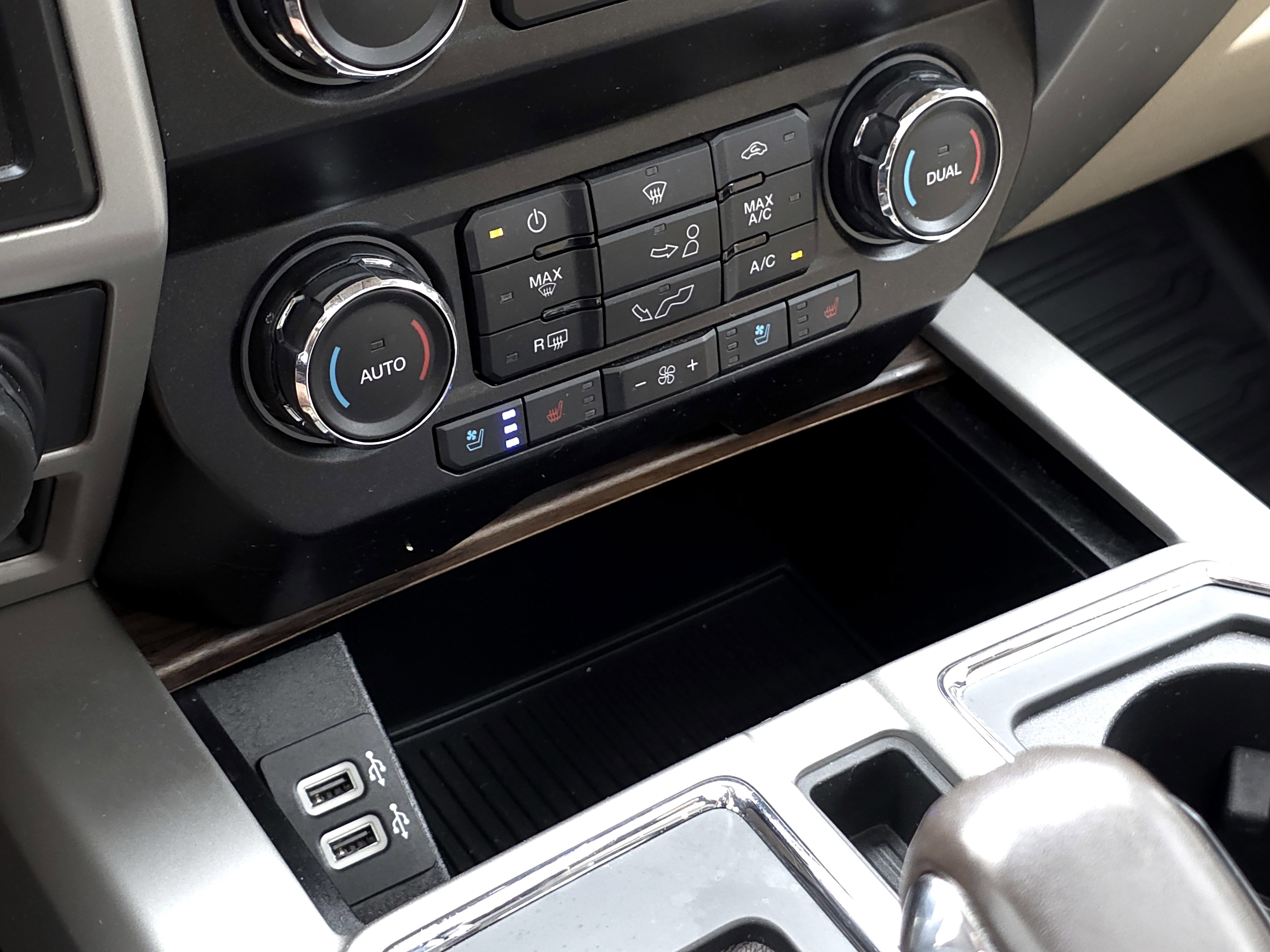 2019 Ford F-150 Lariat photo 7