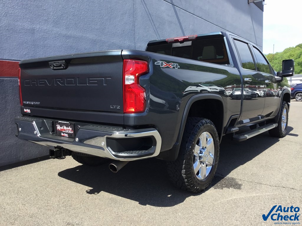 2020 Chevrolet Silverado 3500HD LTZ photo 10
