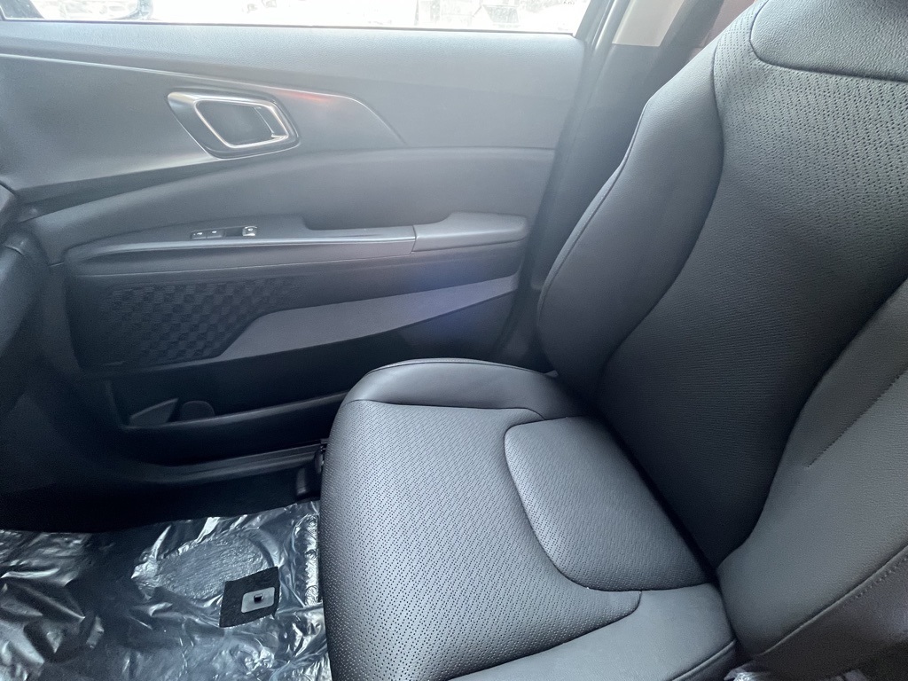 2026 Kia Carnival SX Prestige photo 7