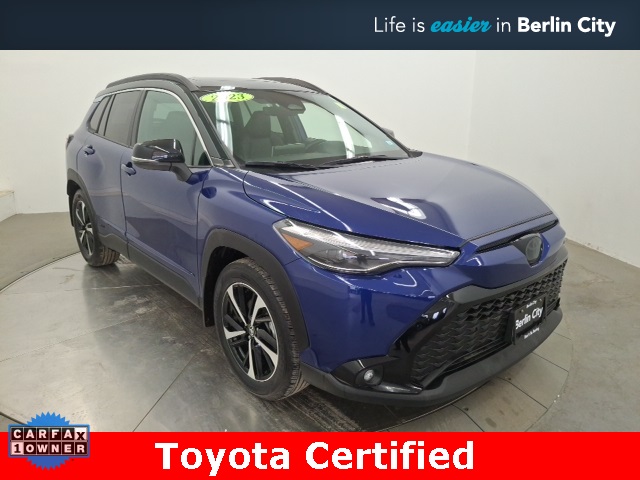 2023 Toyota Corolla Cross XSE's photo