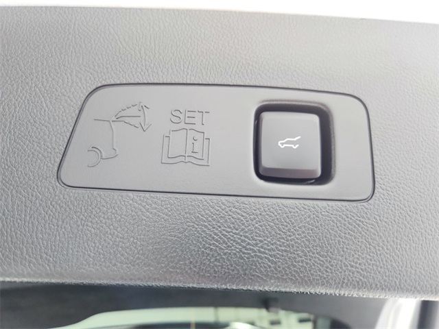 2022 Lincoln Corsair Standard photo 41