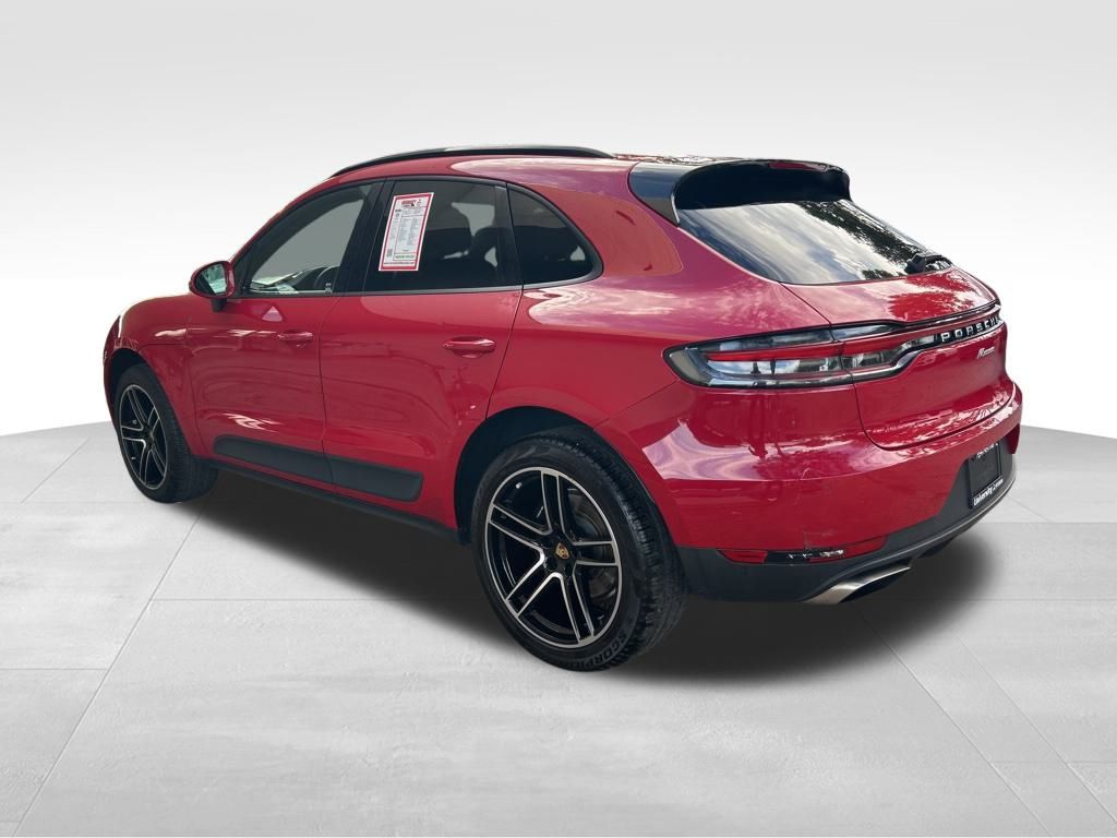2020 Porsche Macan Base photo 2