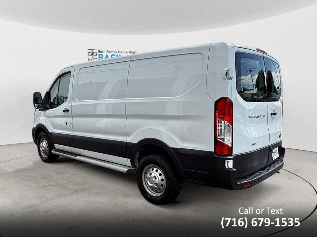 2023 Ford Transit photo 2