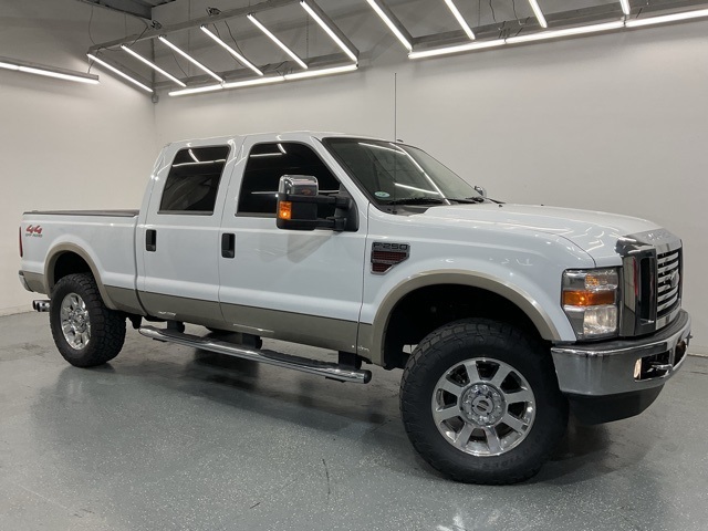 2008 Ford F-250 Lariat photo 2