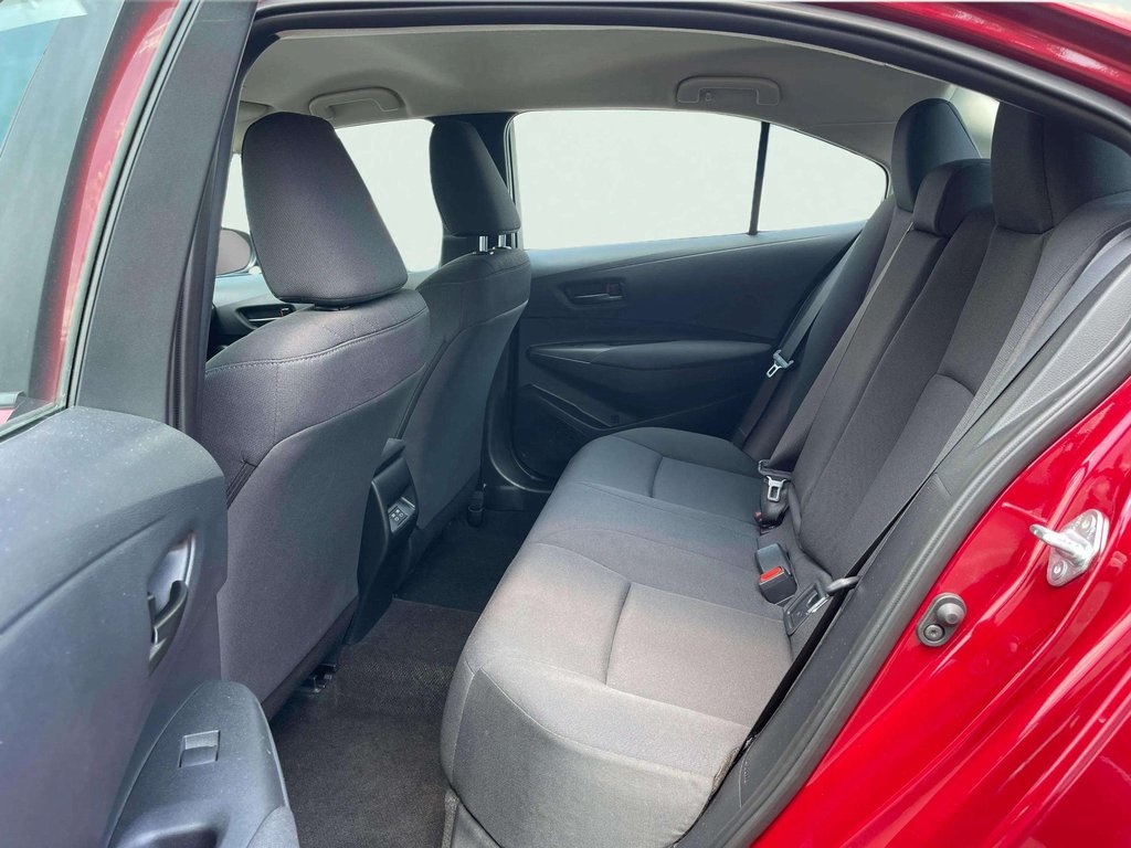 2025 Toyota Corolla LE photo 19