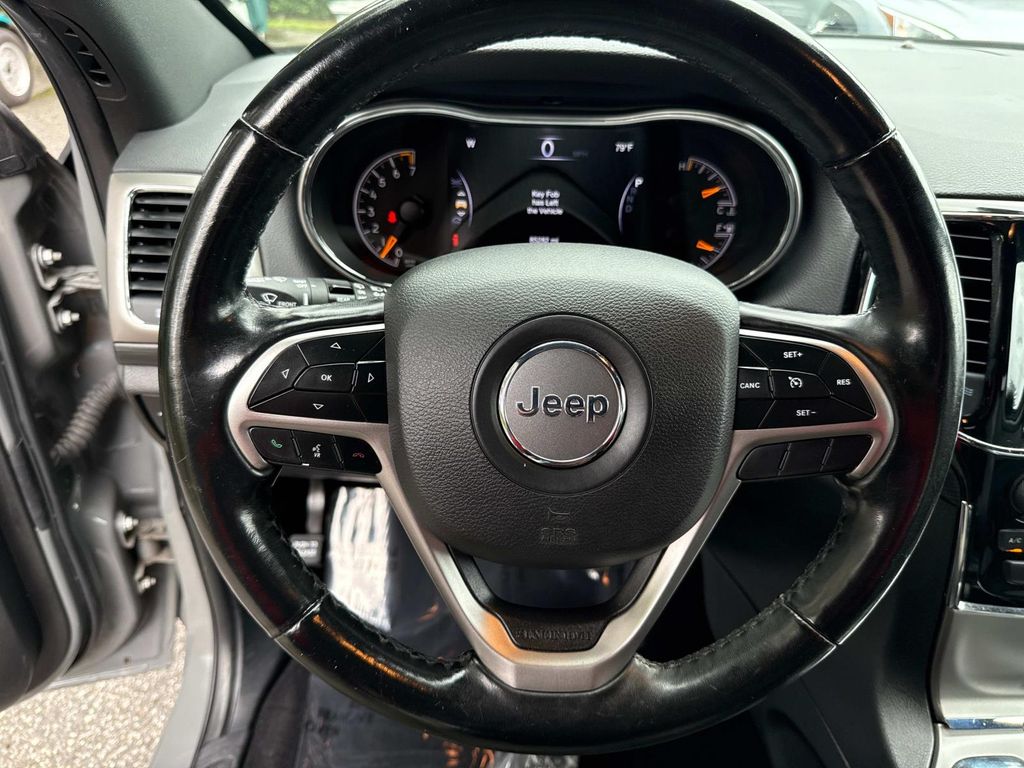 2019 Jeep Grand Cherokee Altitude photo 29