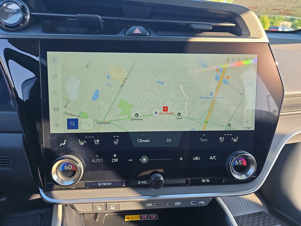 2023 Lexus RZ 450e Luxury photo 21