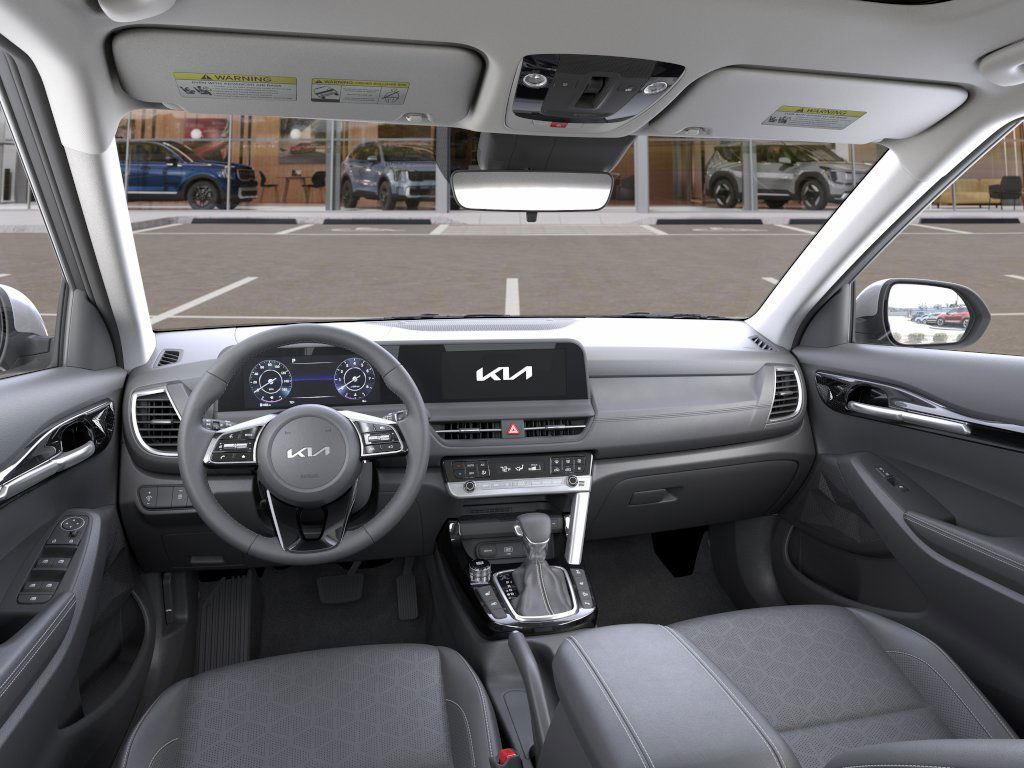 2026 Kia Seltos EX photo 12