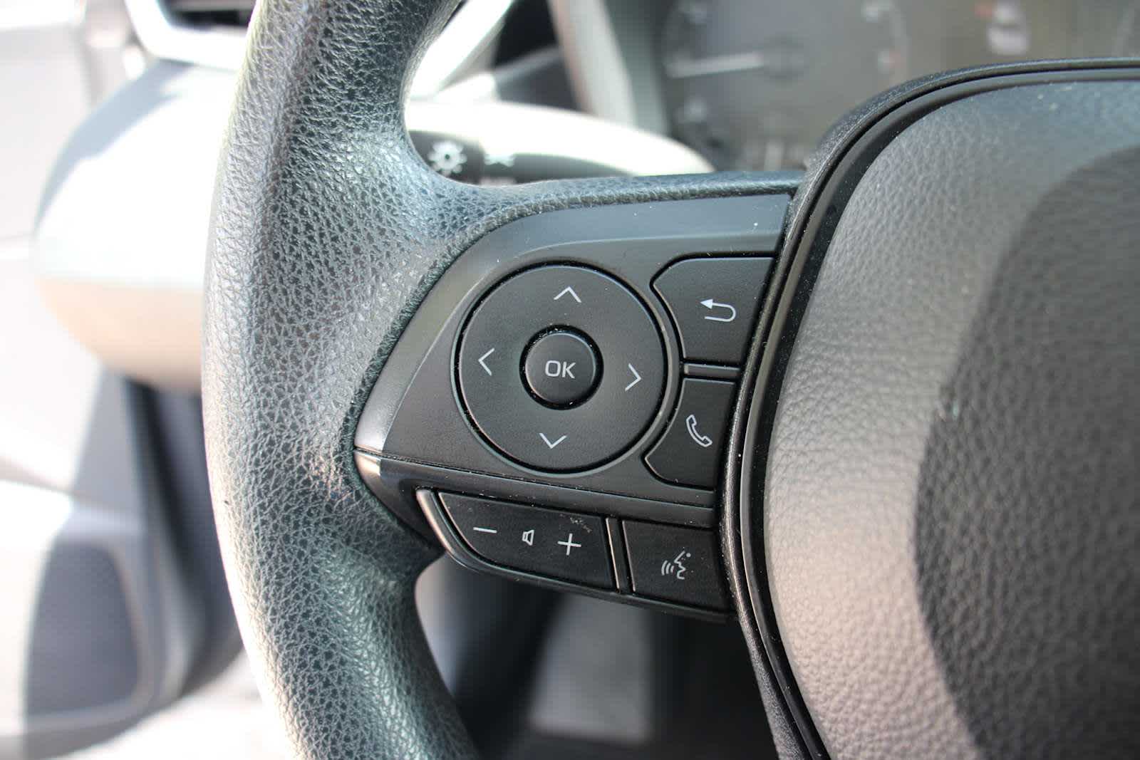 2024 Toyota Corolla LE photo 16