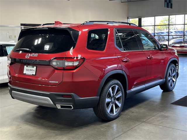 2025 Honda Pilot Touring photo 3
