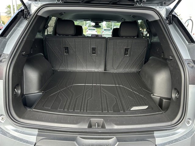 2025 Chevrolet Blazer 2LT photo 3