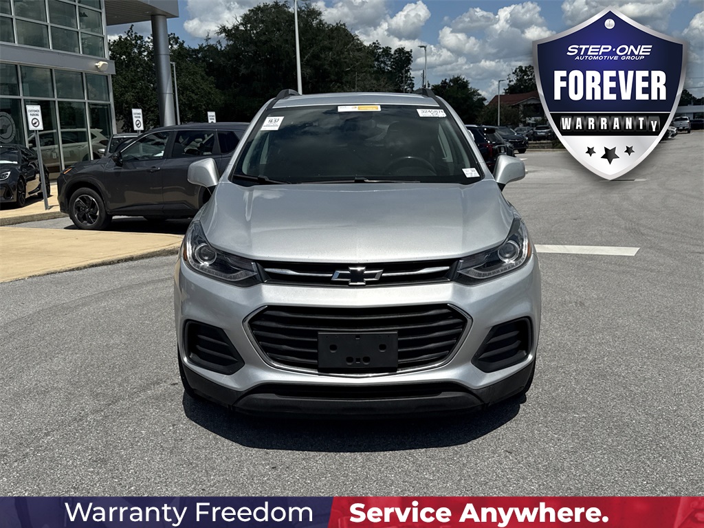 2022 Chevrolet Trax LT photo 3