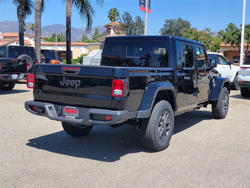 2025 Jeep Gladiator Sport S photo 3