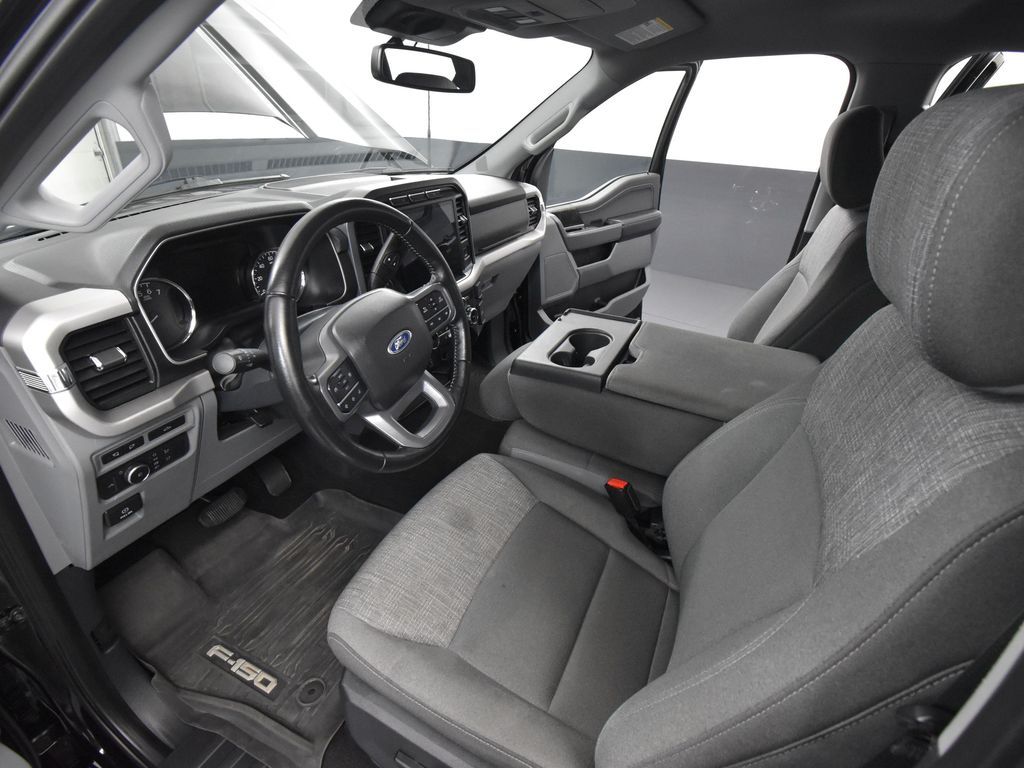 2022 Ford F-150 XLT photo 17