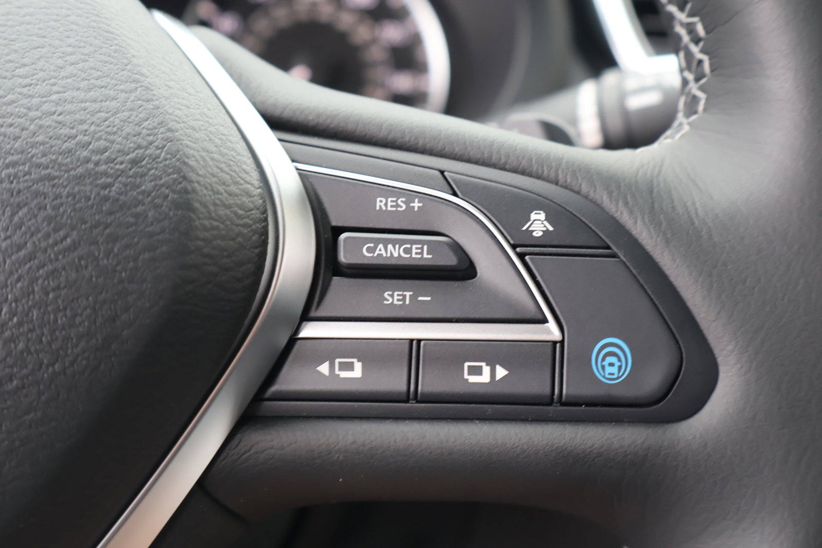 2025 Infiniti QX50 Luxe photo 24