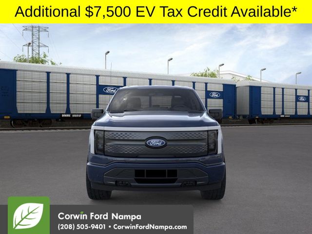 2025 Ford F-150 Lightning photo 4