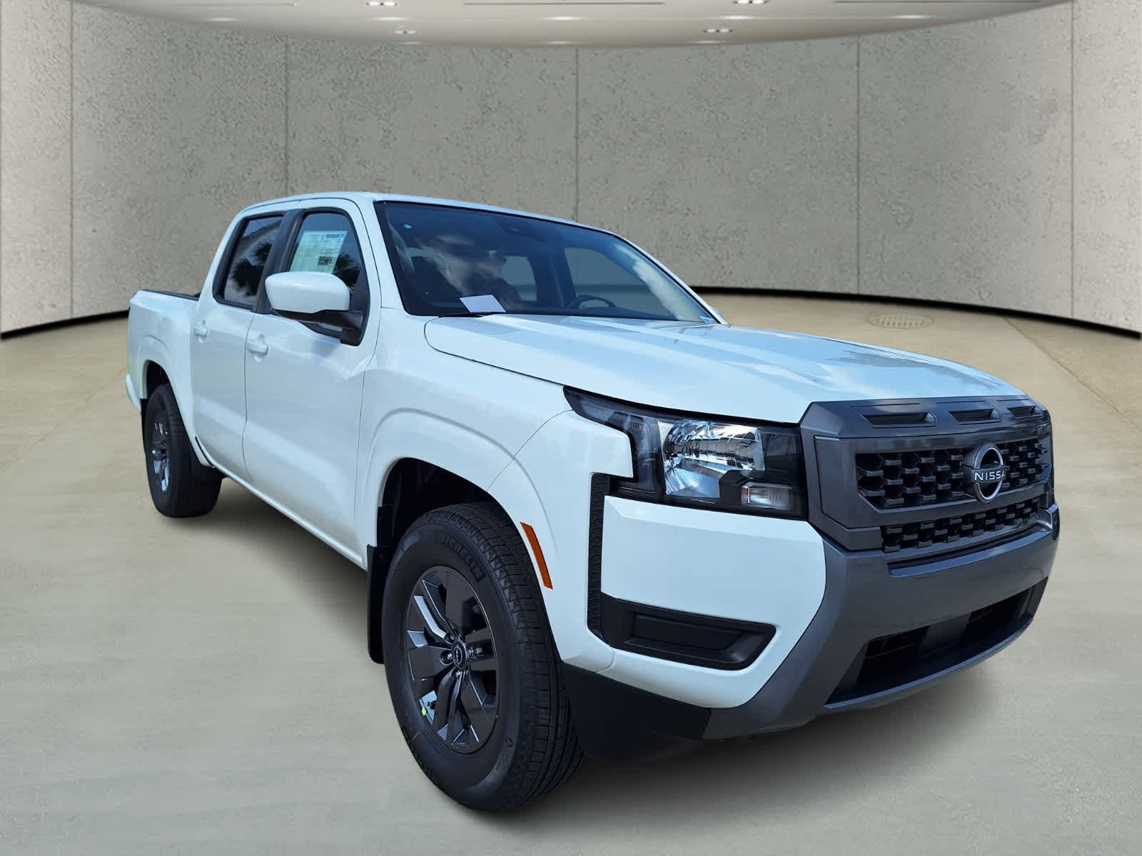 2025 Nissan Frontier Crew Cab SV photo 7