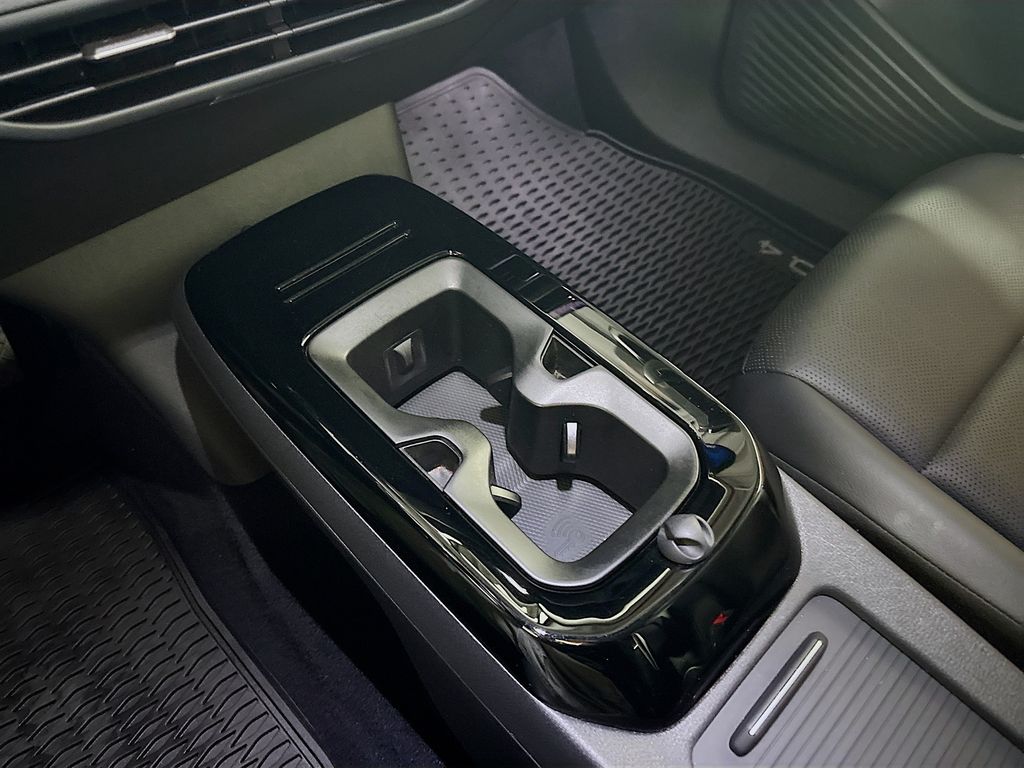 2021 Volkswagen ID.4 Pro S photo 14