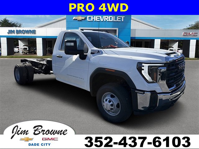 2026 GMC Sierra 3500 Chassis Cab Pro's photo