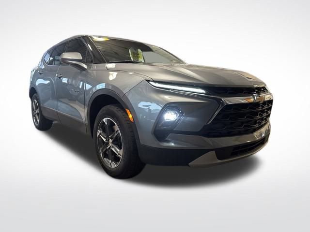 2025 Chevrolet Blazer 2LT photo 6