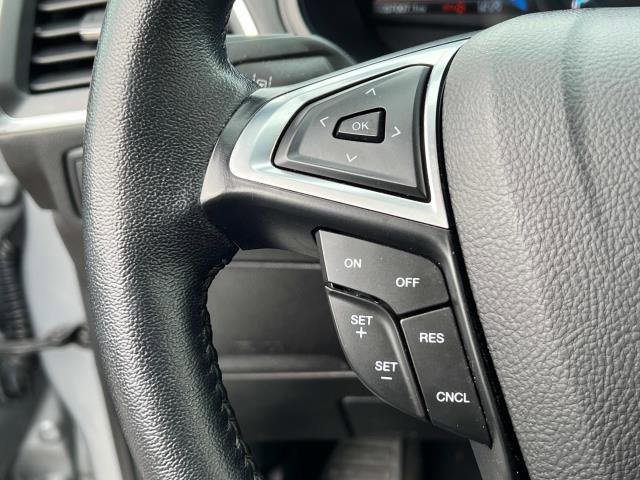 2022 Ford Edge Titanium photo 23