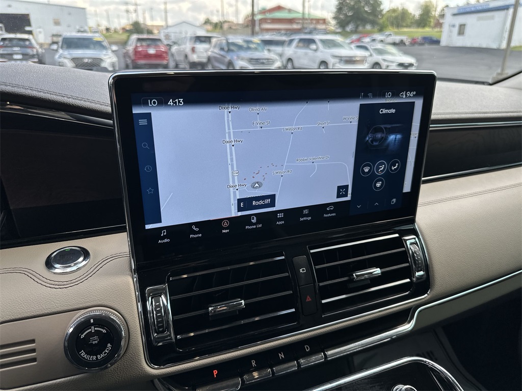 2024 Lincoln Navigator L Reserve photo 17