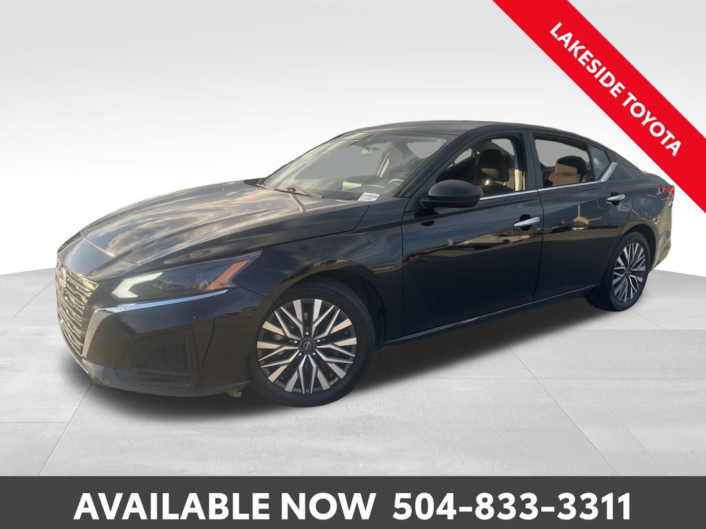 2024 Nissan Altima SV