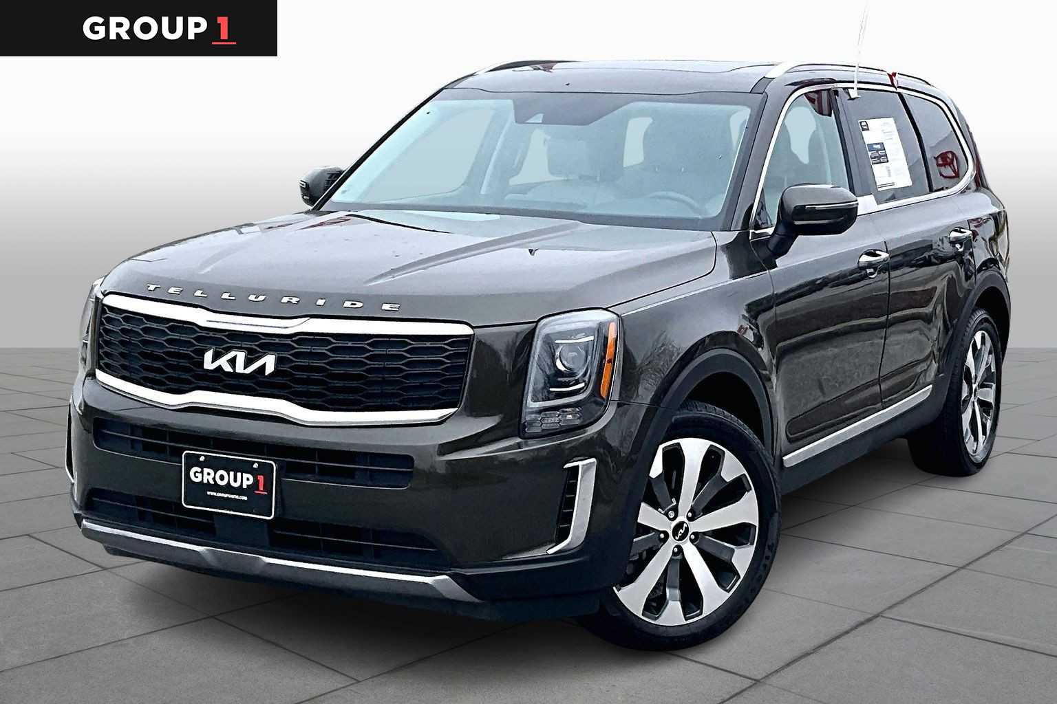 2022 Kia Telluride S's photo