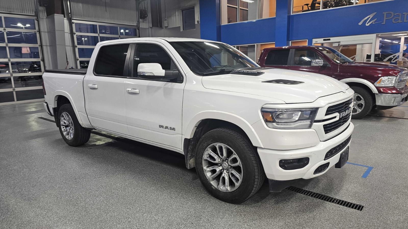 2019 Ram 1500 Laramie photo 3