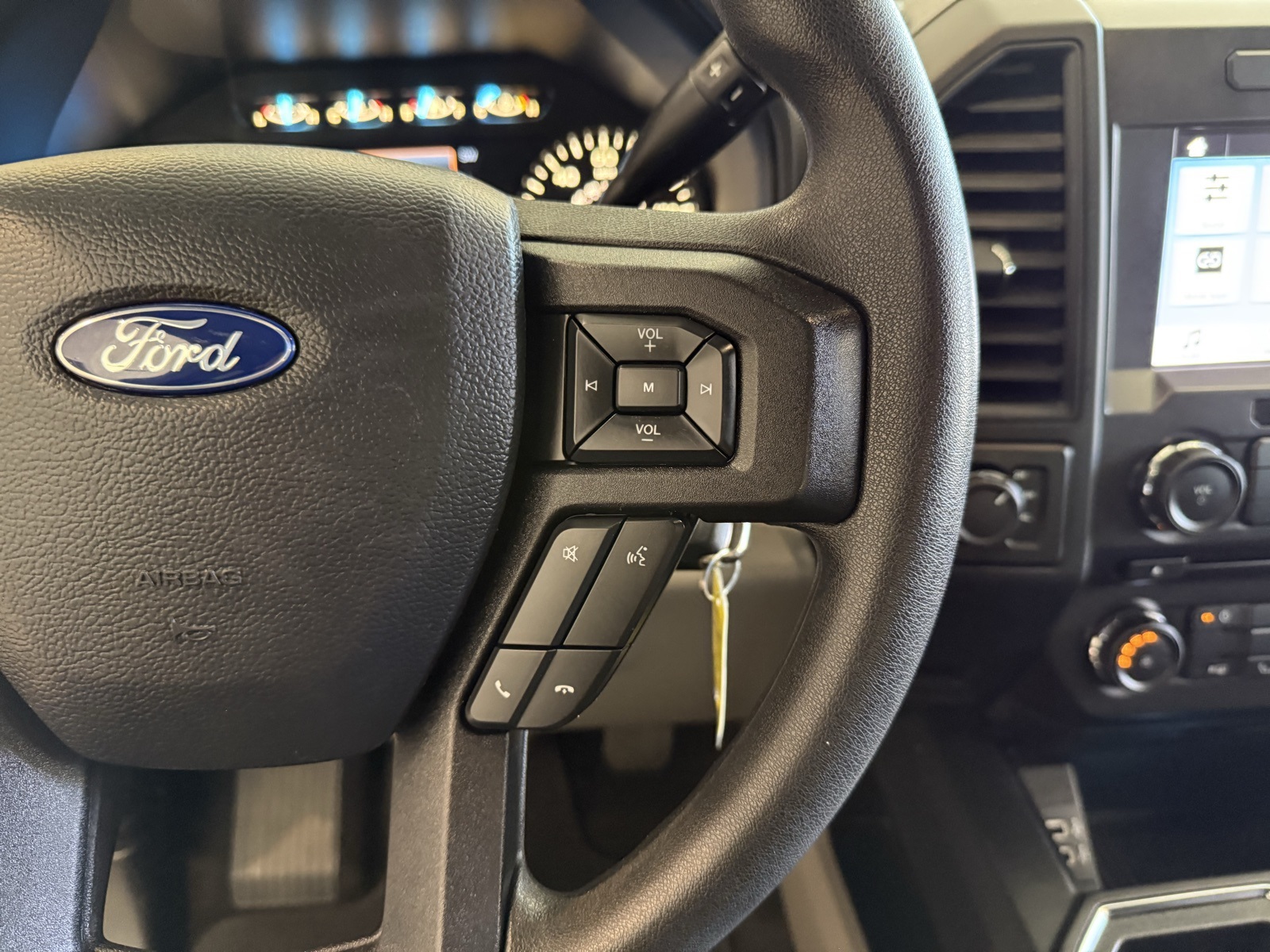 2018 Ford F-150 XL photo 11