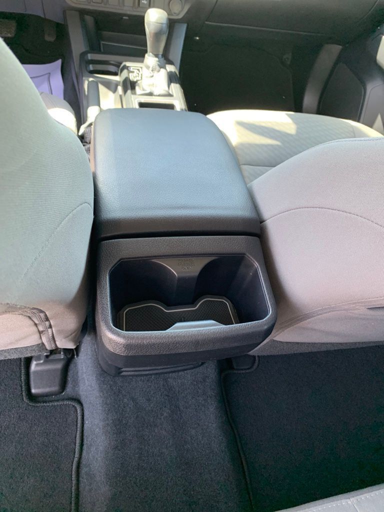 2020 Toyota Tacoma SR5 4x4 photo 27