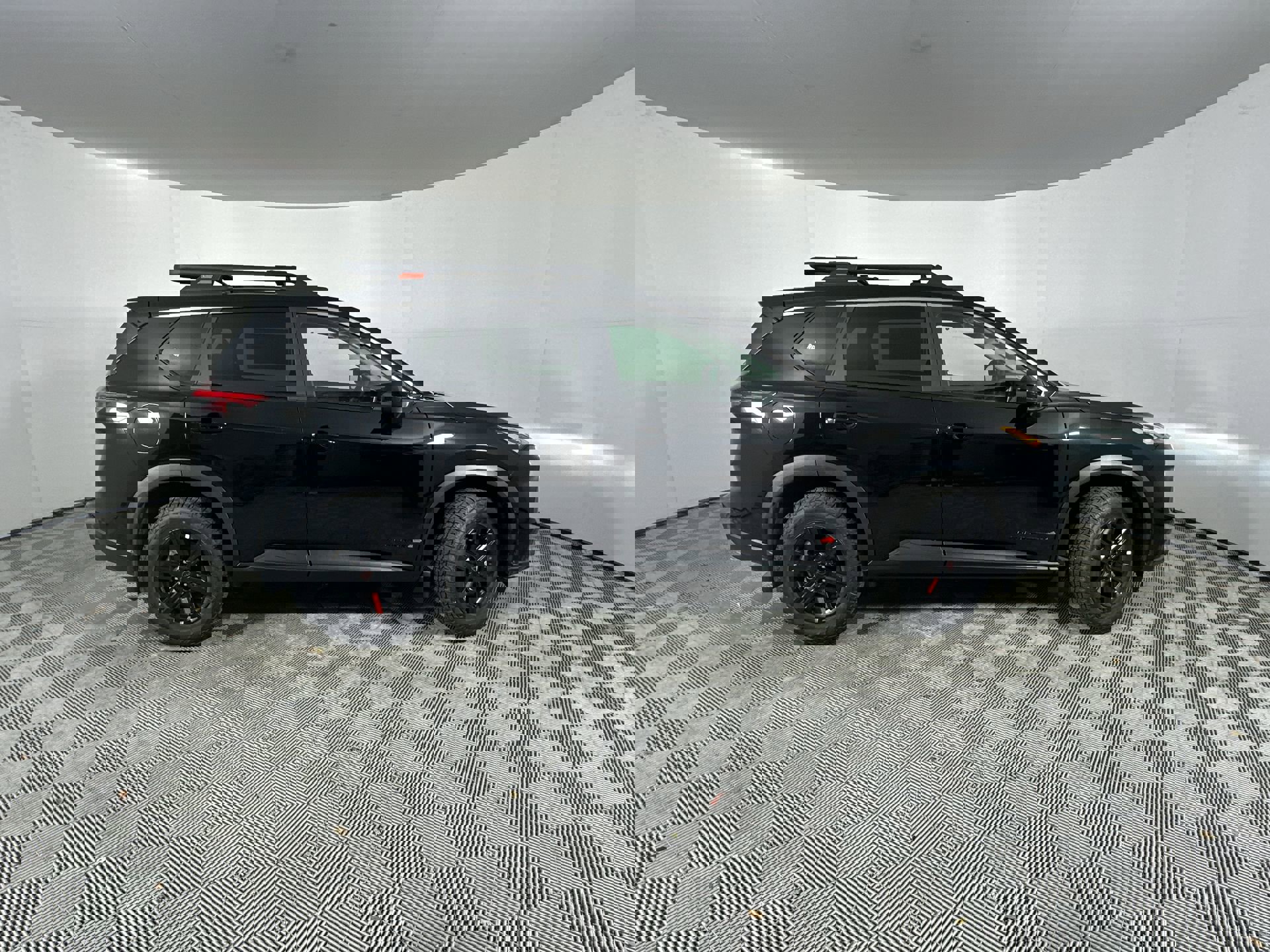 2025 Nissan Rogue SV photo 4