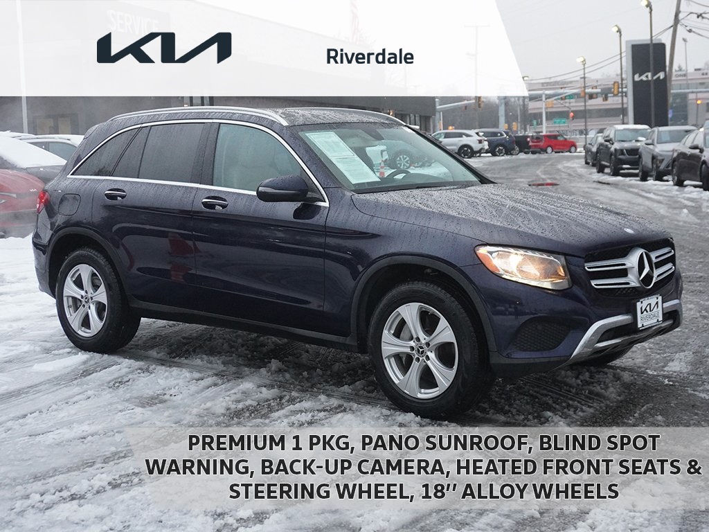 2017 Mercedes-Benz GLC GLC300's photo