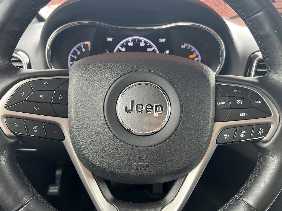 2021 Jeep Grand Cherokee Anniversary Edition photo 19