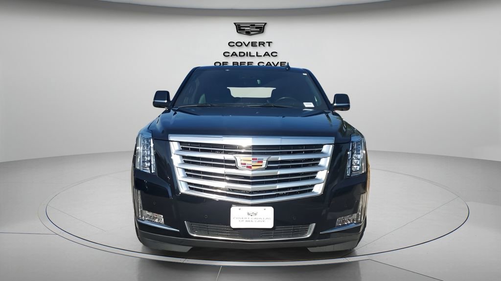 2020 Cadillac Escalade Platinum photo 2